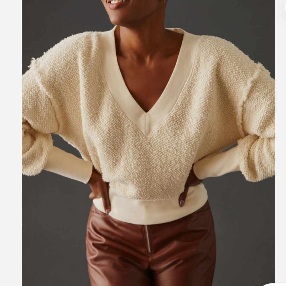 ANTHROPOLOGIE TlA  creme LONG SLEEVE V-NECK ZURI SWEATSHIRT Small - Picture 10 of 10